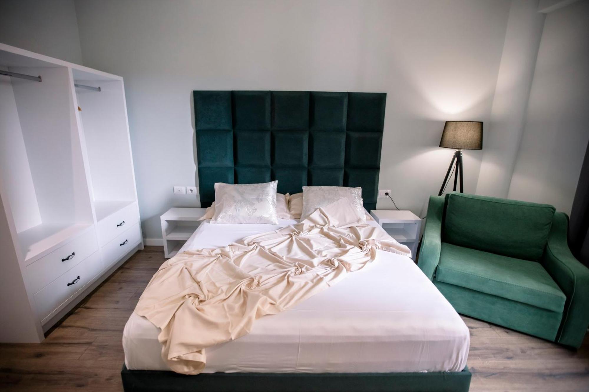 Hotel Olsi Sarandë 외부 사진
